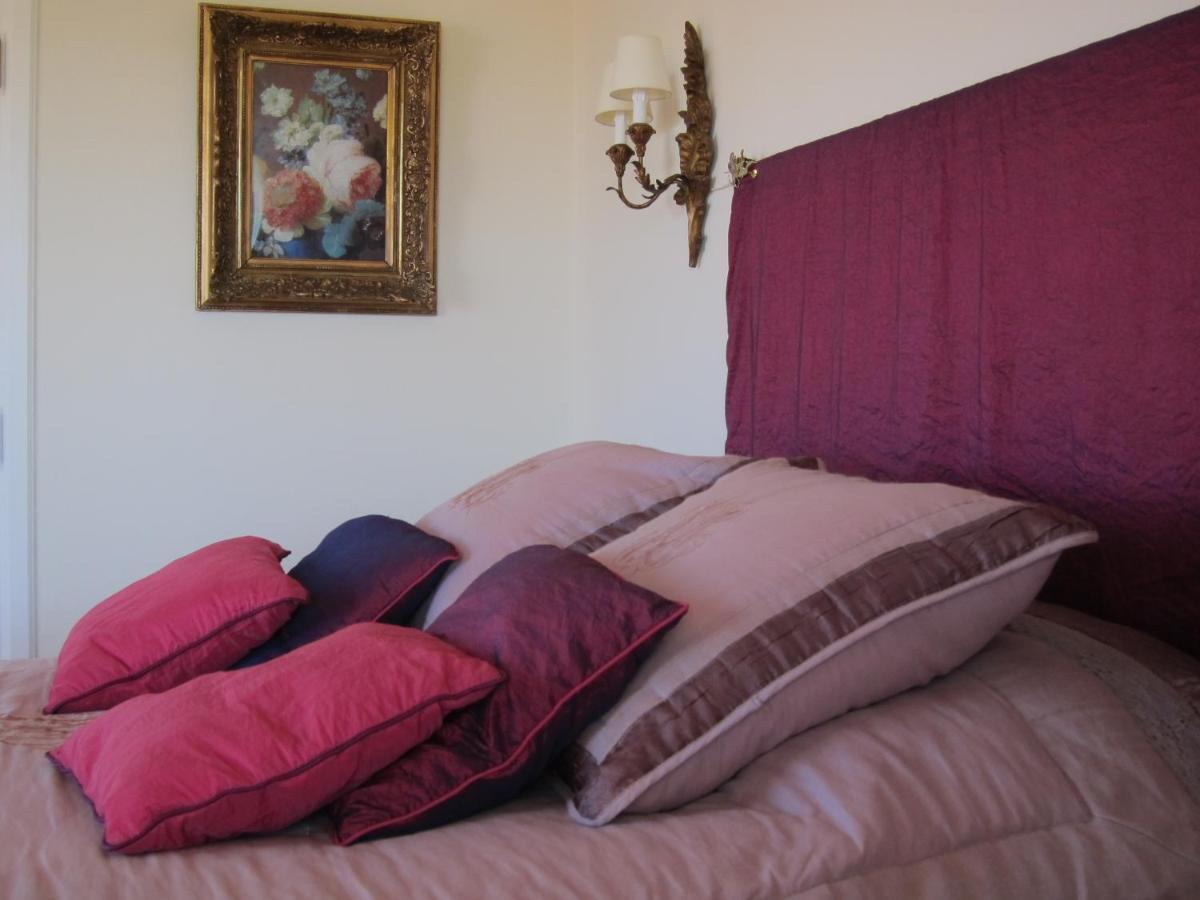 Reves D'Ocean Bed & Breakfast ซานตา บาร์บารา เดอ เนกซ์ ภายนอก รูปภาพ
